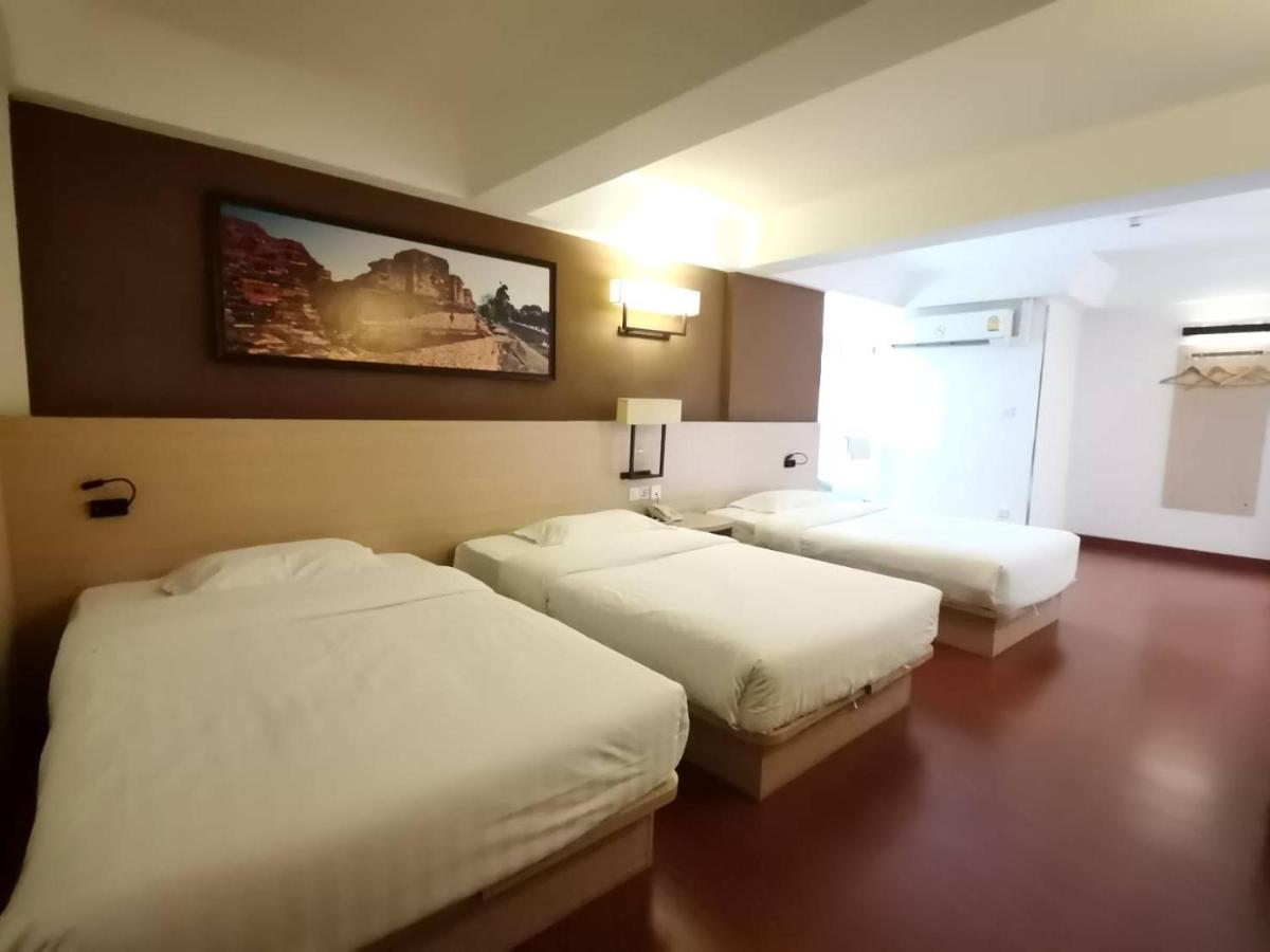 Chiang Roi 7 Days Inn Csiangmaj Kültér fotó