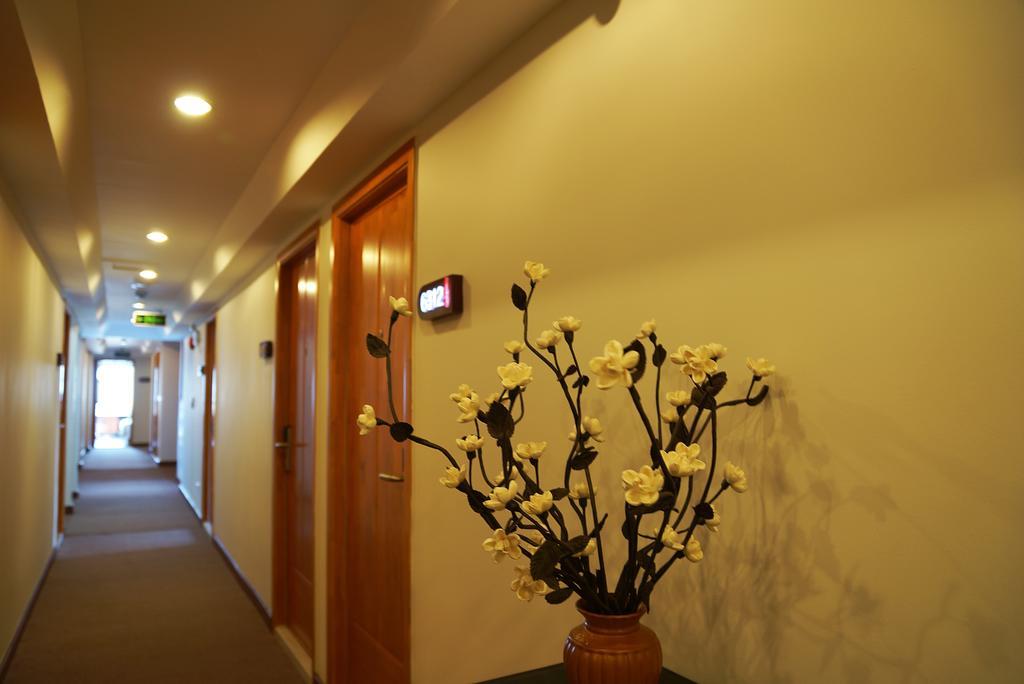 Chiang Roi 7 Days Inn Csiangmaj Kültér fotó
