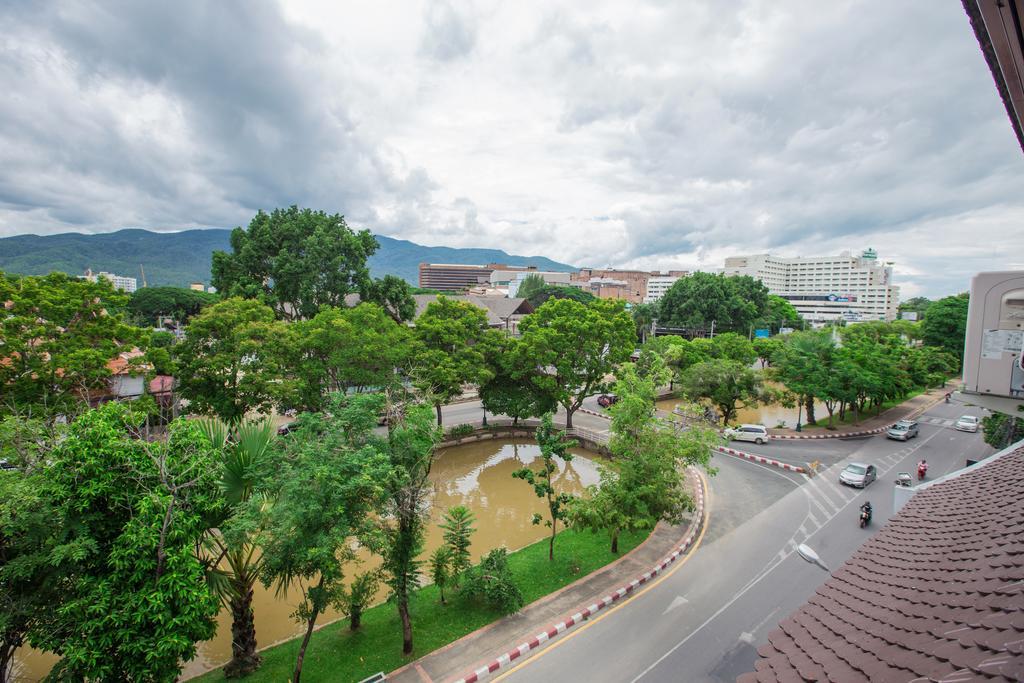 Chiang Roi 7 Days Inn Csiangmaj Kültér fotó