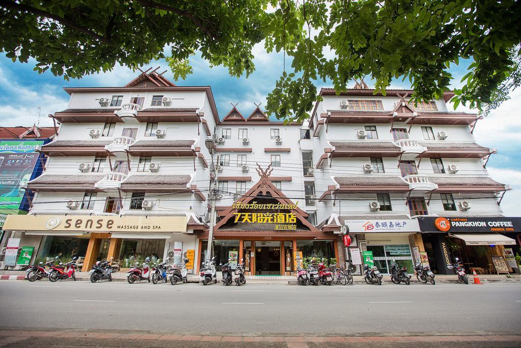 Chiang Roi 7 Days Inn Csiangmaj Kültér fotó